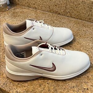 Victory Tour 4 by Nike 10.5 NWoB